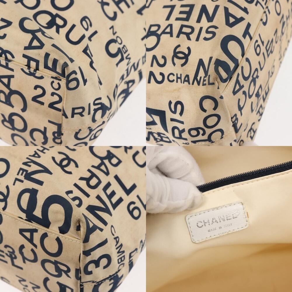 Chanel Boy Bag - Picture 5 of 7
